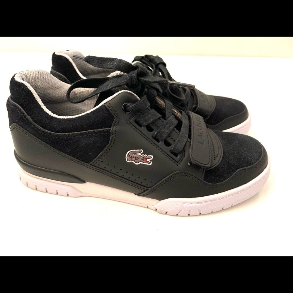 Lacoste sneakers almost brand new size 6